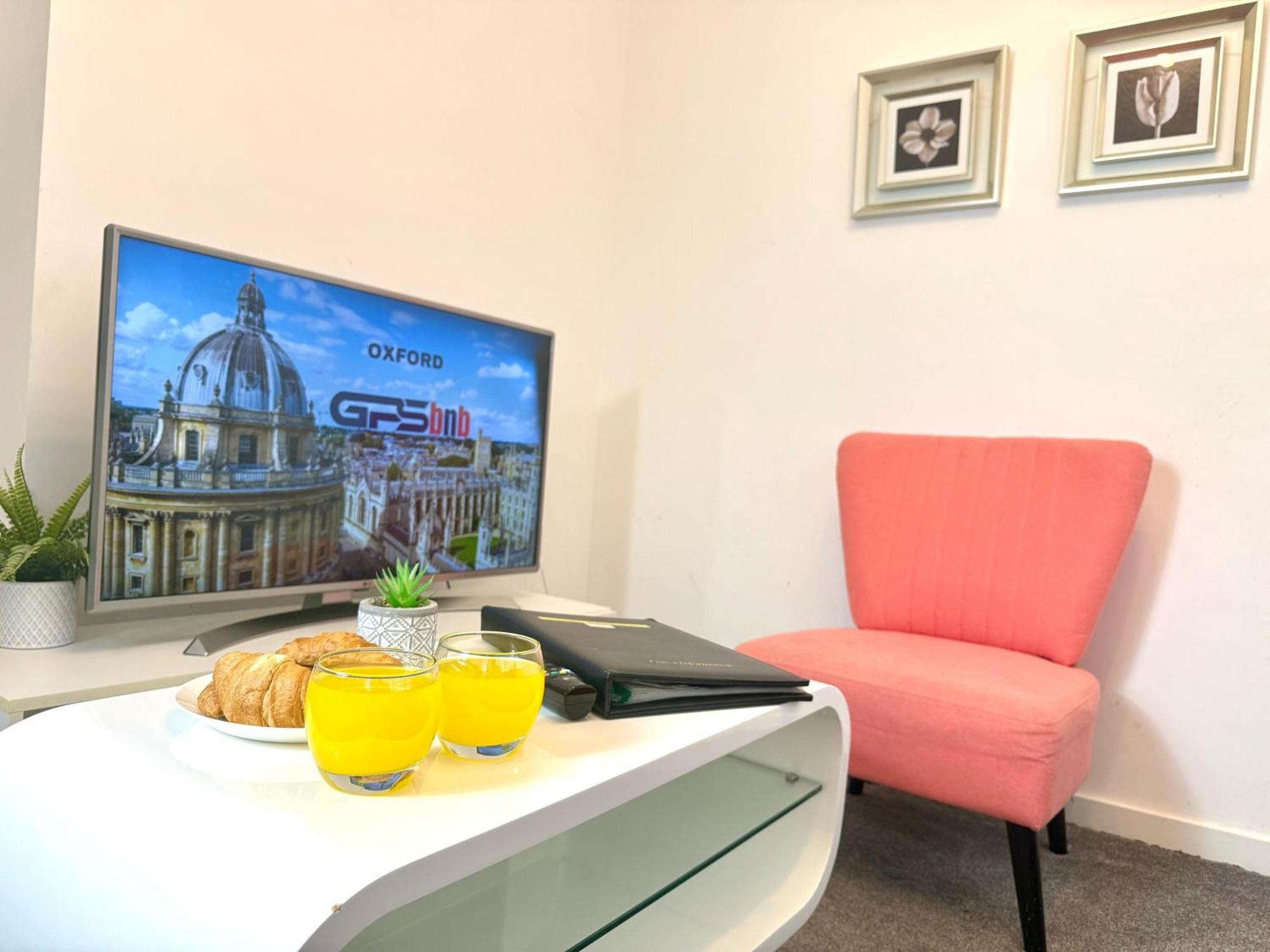 Walnut Flats-F5, Stylish 1-Bedroom - Parking, Netflix, Wifi - Close To Oxford, Bicester & Blenheim Palace 基德灵顿 外观 照片